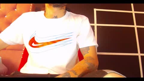 stiven online show from November 2, 3:05 pm