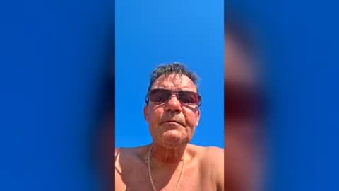 stivglatpik online show from July 4, 4:32 pm