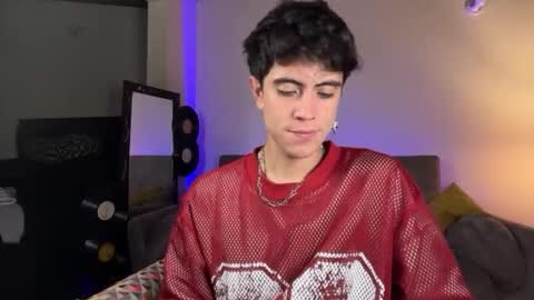 Stolas online show from March 7, 4:32 am