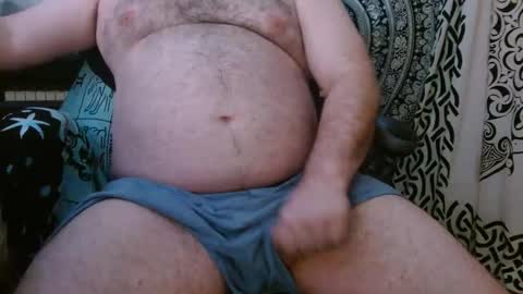 Snapshot of stonerbear42 chatting on December 10, 6:17 pm Stonerbear42 online show from December 10, 6:17 pm