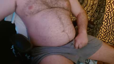 Snapshot of stonerbear42 chatting on February 16, 10:43 am Stonerbear42 online show from February 16, 10:43 am