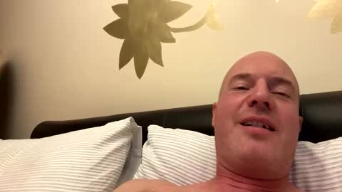 Stoodley22 online show from March 5, 4:36 pm