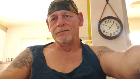 Snapshot of stormynorm14 chatting on December 28, 3:05 pm stormynorm14 online show from December 28, 3:05 pm