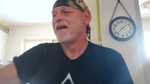 Snapshot of stormynorm14 chatting on December 7, 6:37 pm stormynorm14 online show from December 7, 6:37 pm