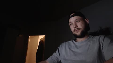 Scandiv online show from November 25, 10:12 pm