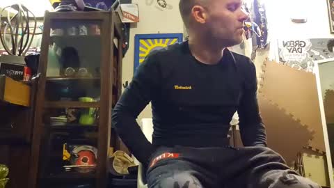 Snapshot of str8foryouguy chatting on January 24, 6:04 pm Str8 online show from January 24, 6:04 pm