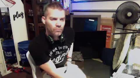 Snapshot of str8foryouguy chatting on January 5, 3:23 pm Str8 online show from January 5, 3:23 pm