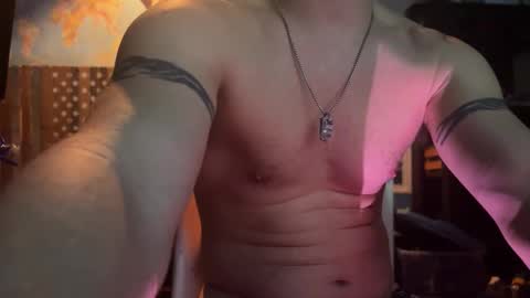 Snapshot of str8foryouguy chatting on September 21, 11:27 pm Str8 online show from September 21, 11:27 pm