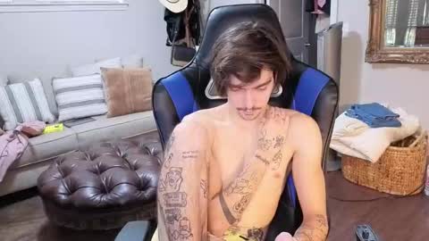 str8whiteboy21 online show from September 19, 1:44 pm