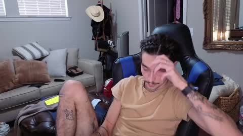 str8whiteboy21 online show from September 16, 9:48 pm