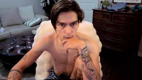str8whiteboy21 online show from June 13, 12:14 pm