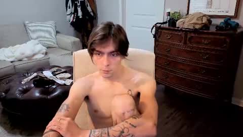 str8whiteboy21 online show from June 16, 3:36 pm