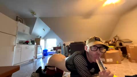 straightexhibitionistforcocks online show from September 19, 8:19 pm
