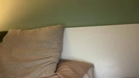 straightfirelotus69420 online show from January 6, 11:25 am