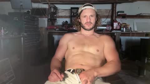 Cowboy Zuhly online show from May 26, 4:36 pm