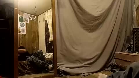 straightmaletouse online show from April 2, 7:49 am