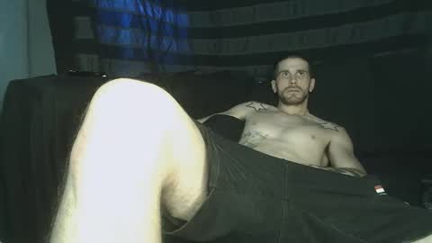 Snapshot of straitpipermann22 chatting on October 24, 2:52 pm straitpipermann22 online show from October 24, 2:52 pm