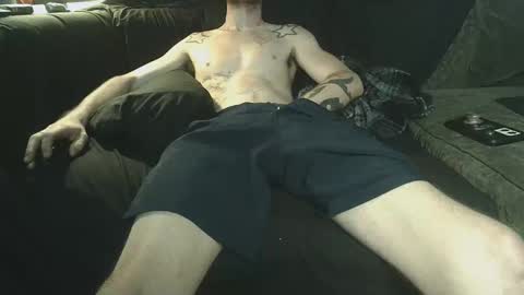 Snapshot of straitpipermann22 chatting on October 26, 3:36 pm straitpipermann22 online show from October 26, 3:36 pm