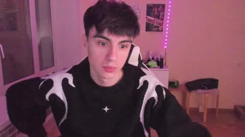 Snapshot of stralght_twinks chatting on January 23, 3:11 pm Ray online show from January 23, 3:11 pm
