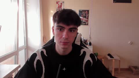 Snapshot of stralght_twinks chatting on January 18, 9:34 am Ray online show from January 18, 9:34 am