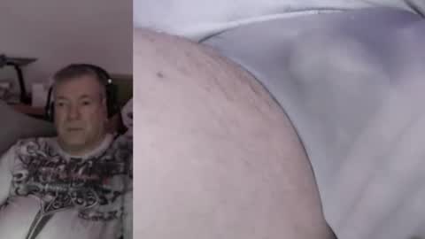 Snapshot of stranger1966 chatting on January 15, 6:54 am Stranger online show from January 15, 6:54 am