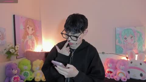 strawberry_kitty_ online show from March 13, 4:09 am