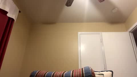 strawhatflash online show from January 5, 9:26 am