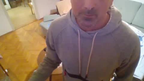 streaml1n3d online show from April 4, 8:28 pm