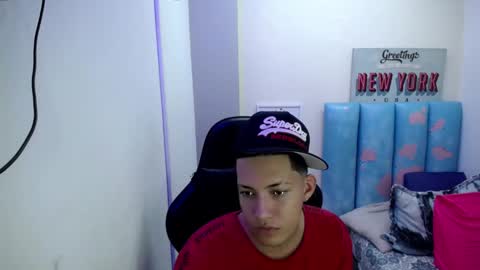 Street online show from April 18, 8:31 pm