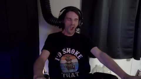 stringgreens777 online show from April 21, 8:59 pm