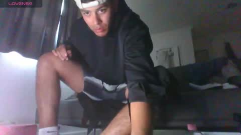 strokingdaddy4 online show from October 27, 9:28 pm