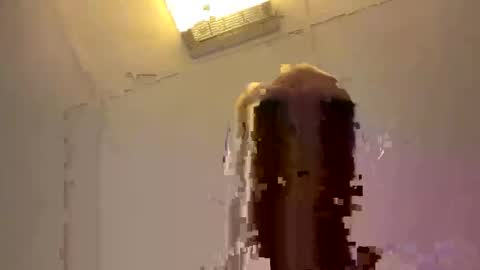 strokingoffking online show from May 3, 11:24 am