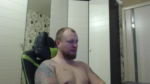 Alex online show from November 8, 1:25 pm