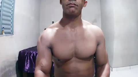 strongdaddyfantastic online show from April 25, 1:41 pm