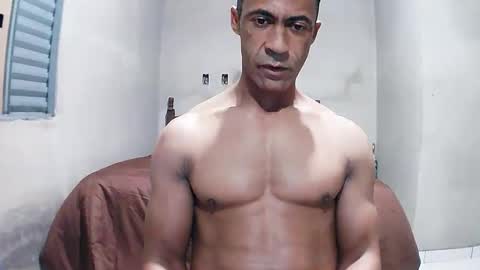 strongdaddyfantastic online show from April 9, 6:19 am