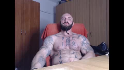 Snapshot of strongivan chatting on February 26, 7:36 pm StrongIvan online show from February 26, 7:36 pm