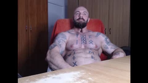 Snapshot of strongivan chatting on September 30, 6:11 pm StrongIvan online show from September 30, 6:11 pm