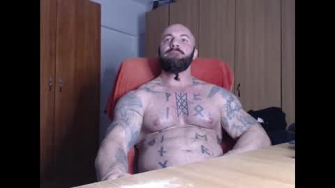 Snapshot of strongivan chatting on February 23, 7:03 pm StrongIvan online show from February 23, 7:03 pm