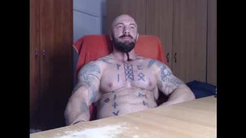 Snapshot of strongivan chatting on September 26, 4:43 am StrongIvan online show from September 26, 4:43 am