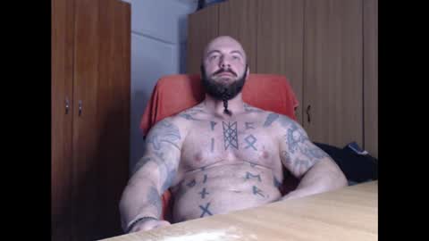 Snapshot of strongivan chatting on February 21, 5:24 am StrongIvan online show from February 21, 5:24 am