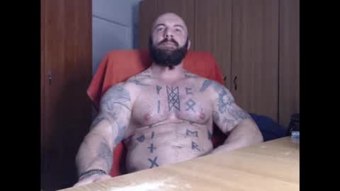 Snapshot of strongivan chatting on December 24, 7:33 pm StrongIvan online show from December 24, 7:33 pm