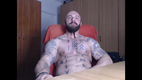 Snapshot of strongivan chatting on January 27, 5:03 am StrongIvan online show from January 27, 5:03 am