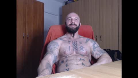 Snapshot of strongivan chatting on February 28, 5:26 am StrongIvan online show from February 28, 5:26 am
