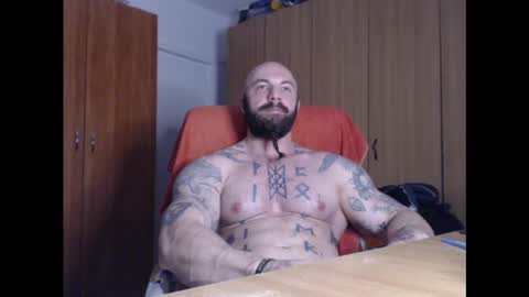 Snapshot of strongivan chatting on February 14, 5:30 am StrongIvan online show from February 14, 5:30 am