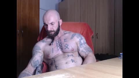 Snapshot of strongivan chatting on September 8, 6:18 pm StrongIvan online show from September 8, 6:18 pm