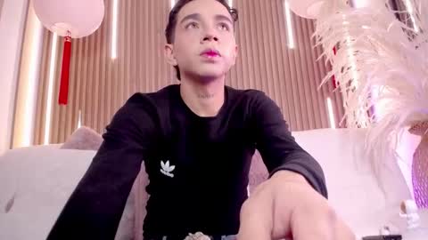 STUART online show from February 8, 8:24 pm