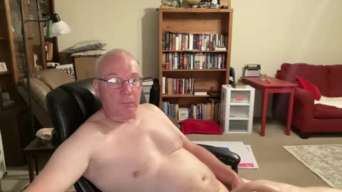 studballs1 online show from May 6, 1:55 pm