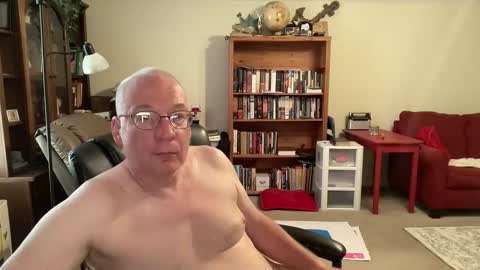 studballs1 online show from May 3, 2:42 pm