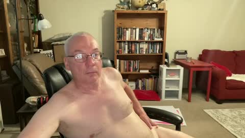 studballs1 online show from May 9, 6:42 pm