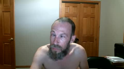 studcock6977 online show from May 20, 9:10 pm